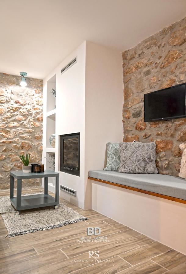 Pyrgos Houses&Restaurant Avgonima Exterior foto